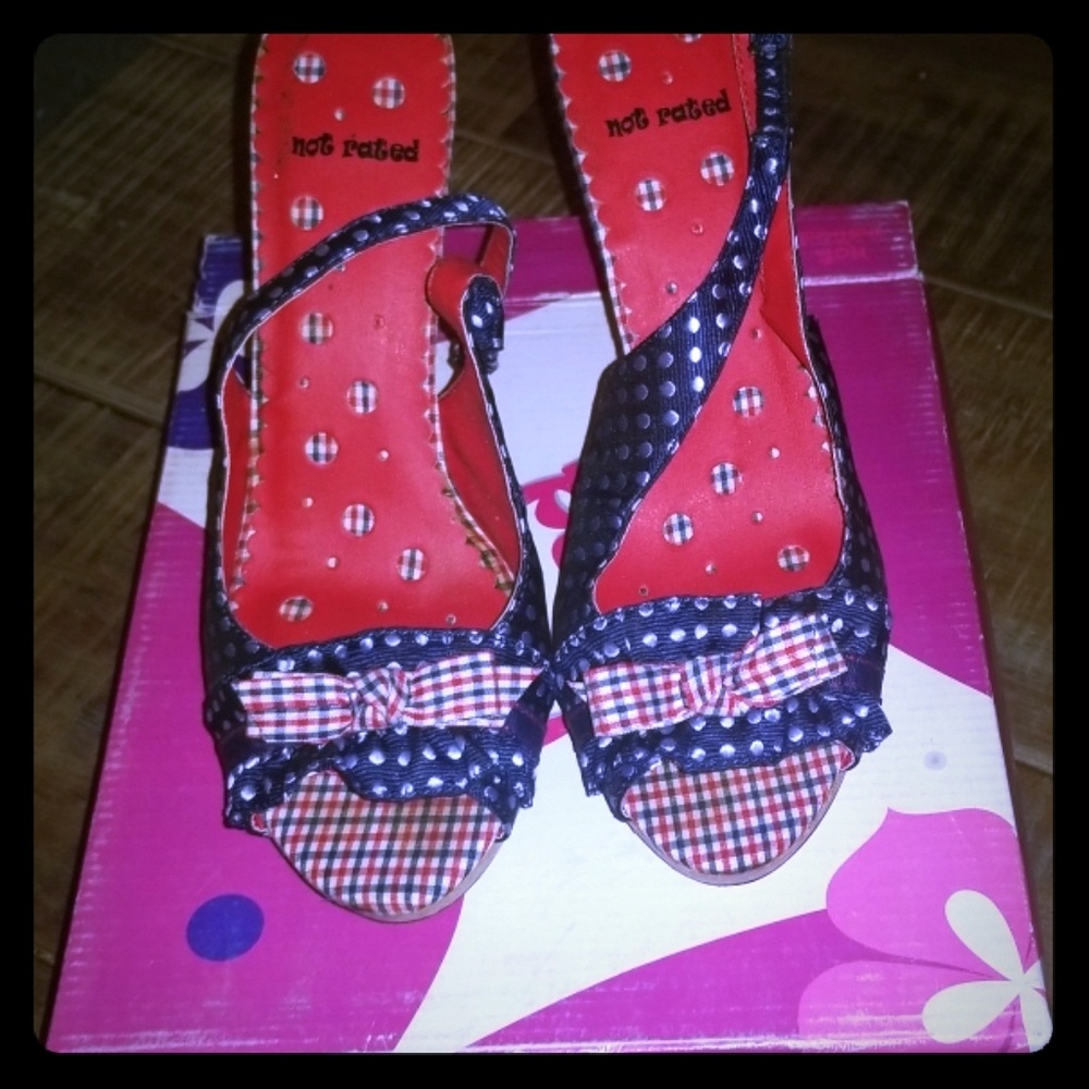 Polka dot (red, white, blue) heels